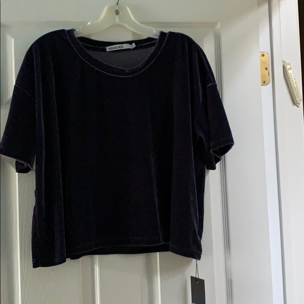 navy velvet tee
